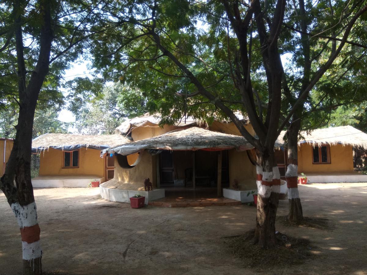Grand Celebration Resort Rāipur Extérieur photo