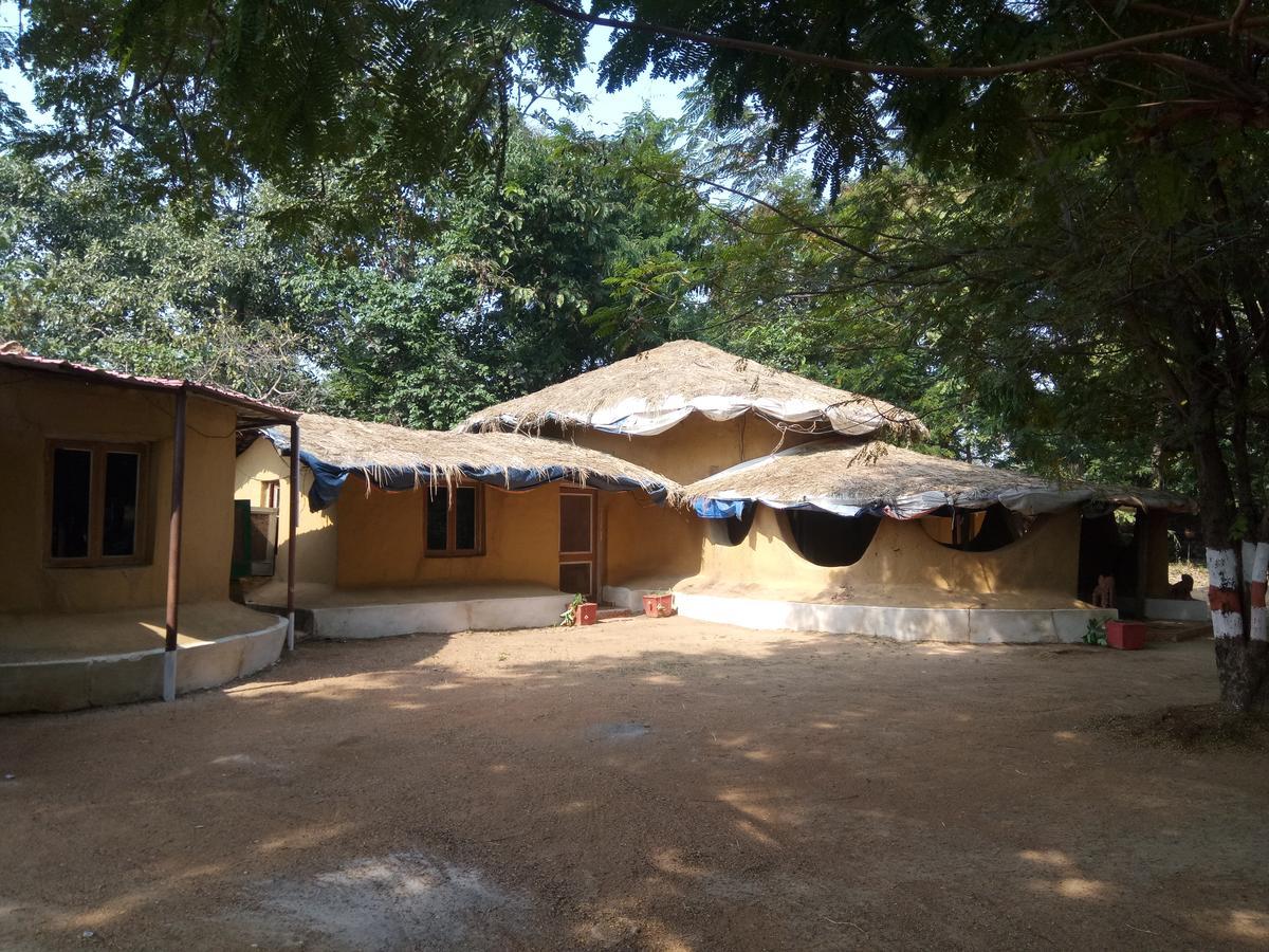Grand Celebration Resort Rāipur Extérieur photo